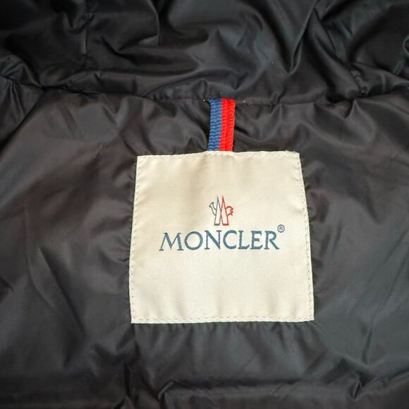 Moncler Black Down Coat - Plush Fur Hood, Waist Belt, Stylish Winter Outerwear - Picture 4 of 8